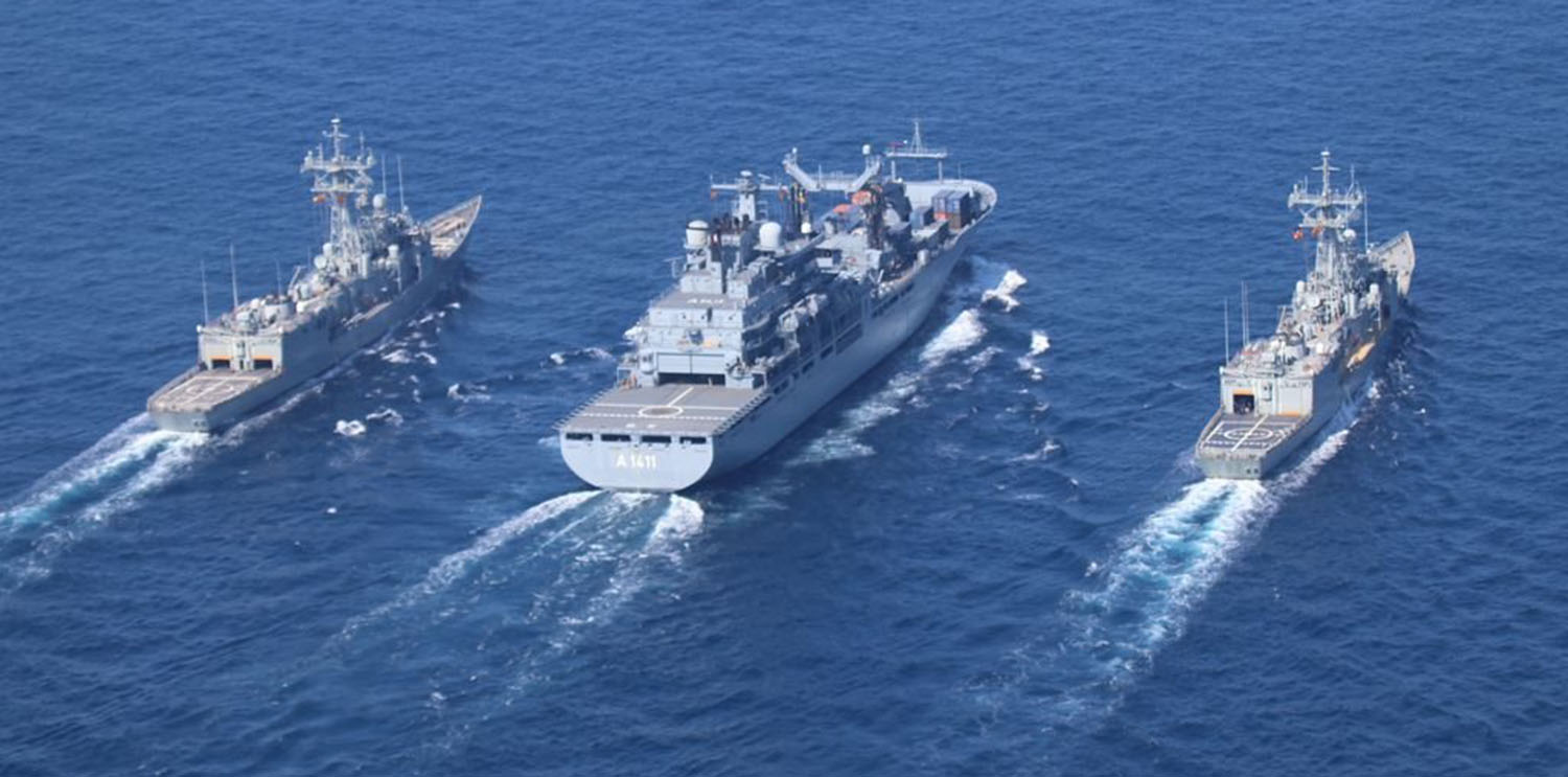 EGV Berlin und zwei spanische Fregatten