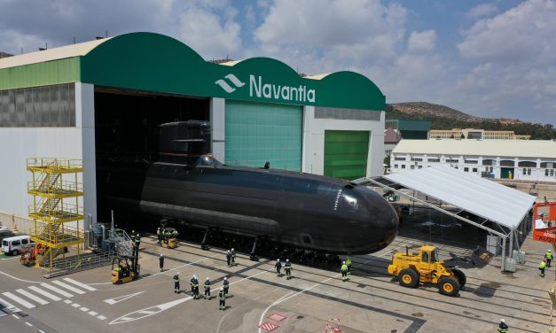 Erstes spanisches S-80 getauft