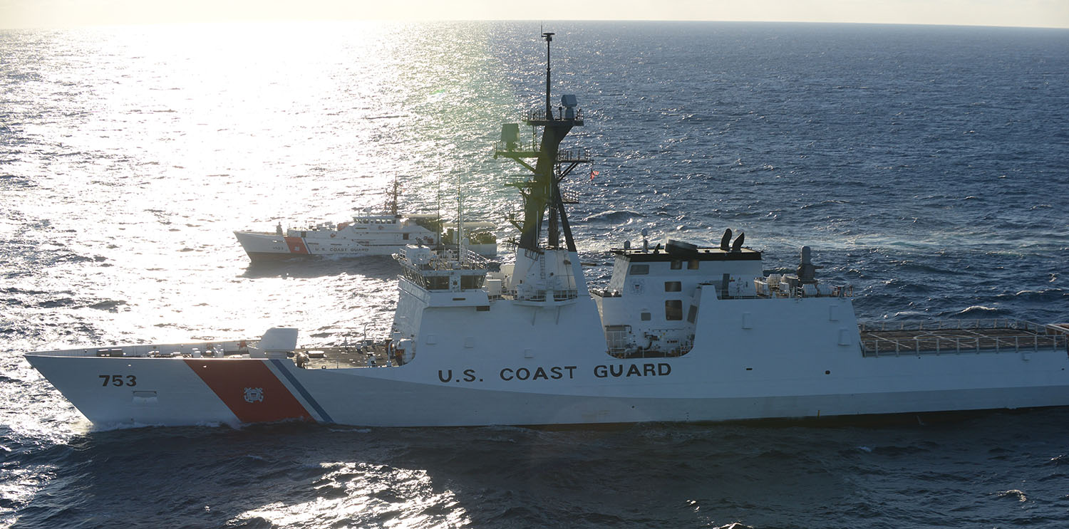 USCG Hamilton (vorn)