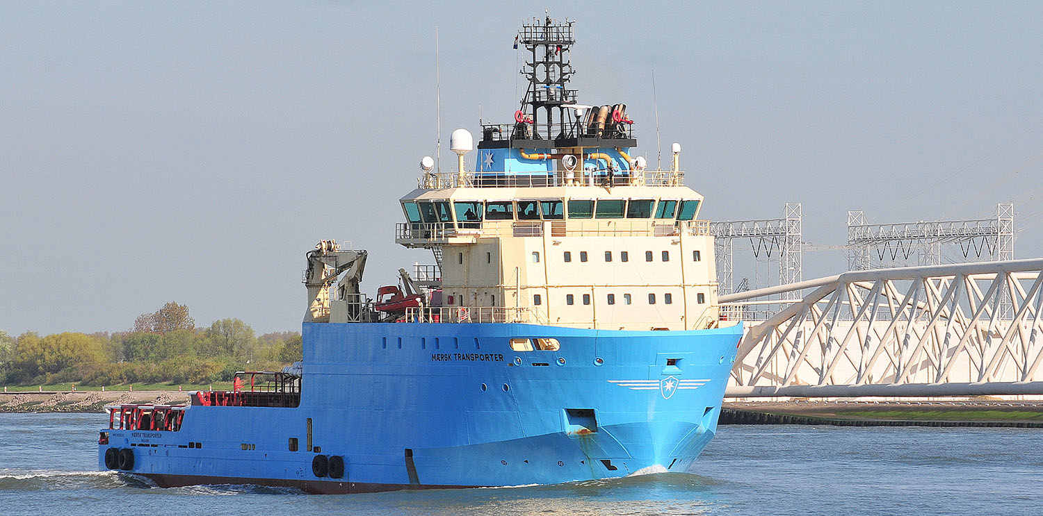 Die Maersk Transporter wurde von Piraten überfallen und ausgeraubt