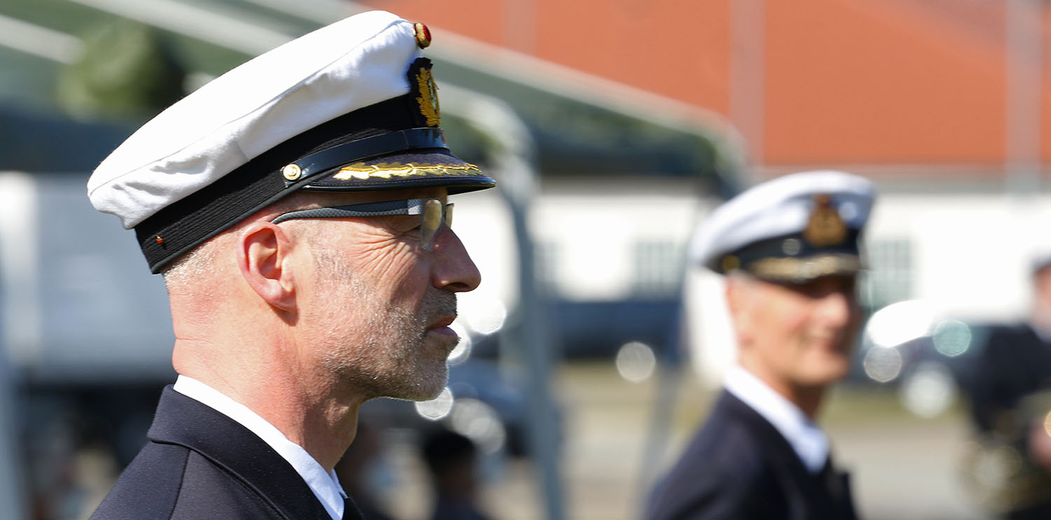 Kapitän zur See Klaus Heermeier (v.)