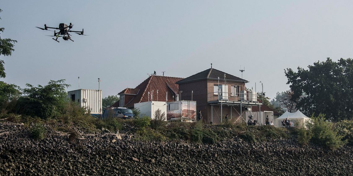 Schiffsemissionen: Exakter als die Messung von Land aus ist die Kontrolle mit der Drohne