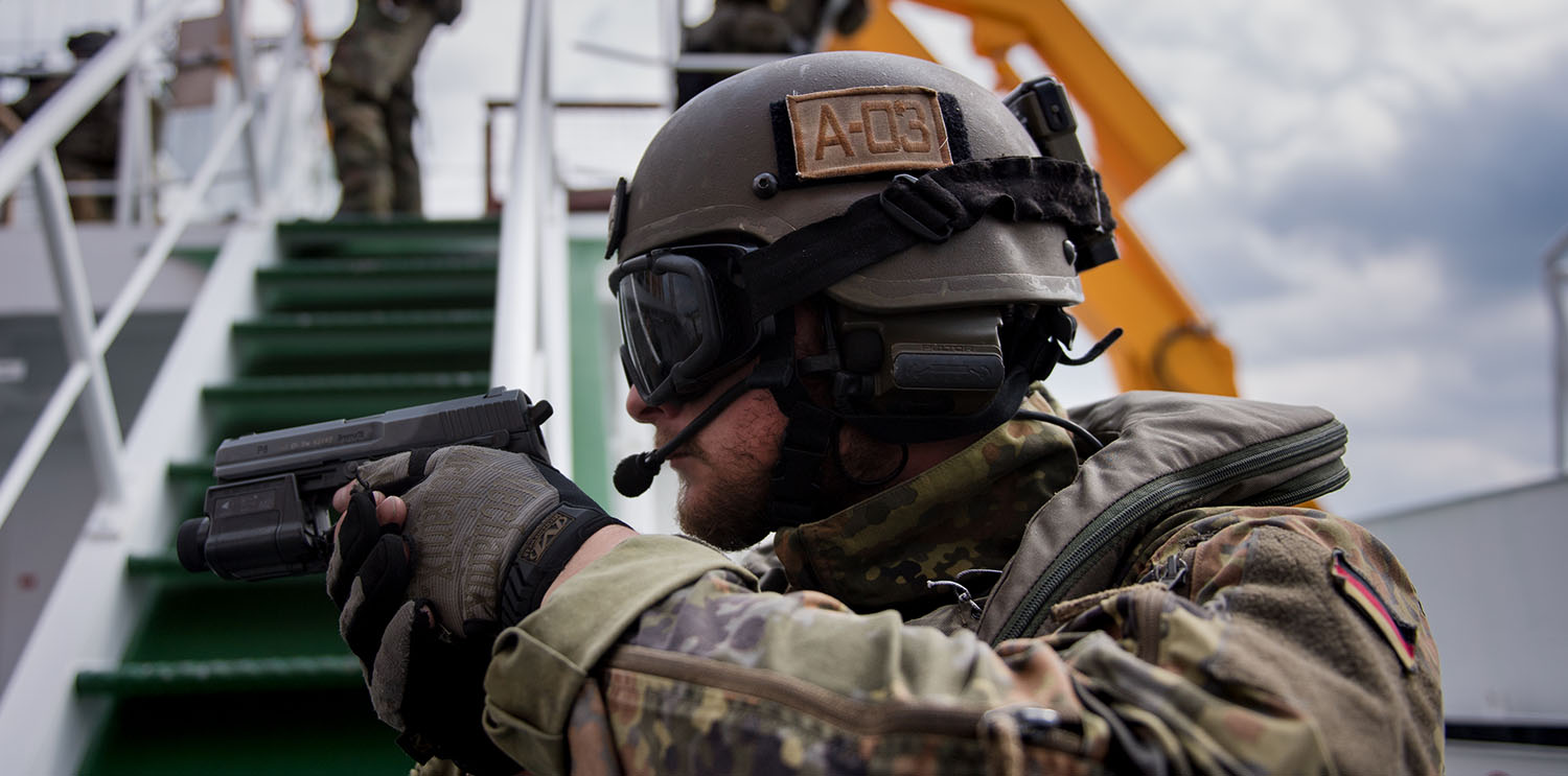 Training an Bord des Forschungsschiffes Planet