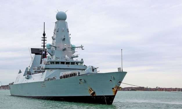 Verwirrung um Warnschüsse und Bomben im Schwarzen Meer