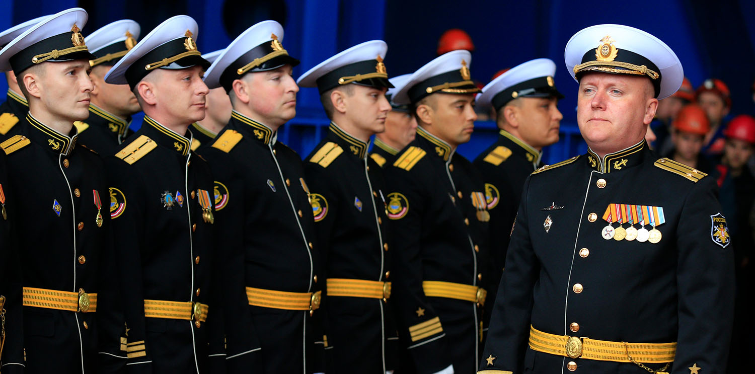 Kommandant und Besatzung