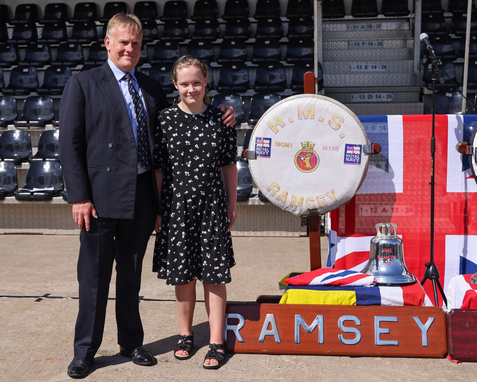 Bella Brown mit ihrem Vater