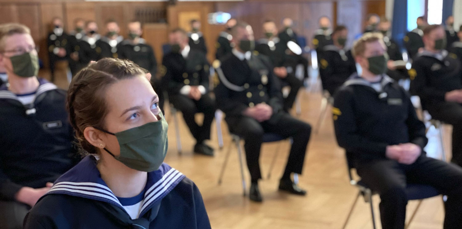 Die Ausbildung der Offizieranwärter wechselt zwischen Theorie und Praxis