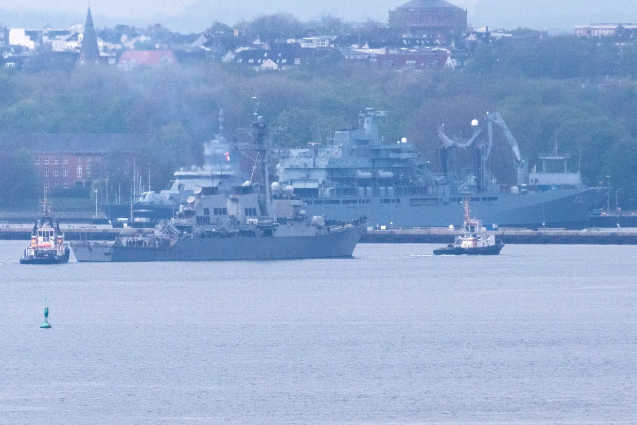 USS_Arleigh_Burke_FGS_Bonn_FGS_Rheinland-Pfalz_12_May_2021