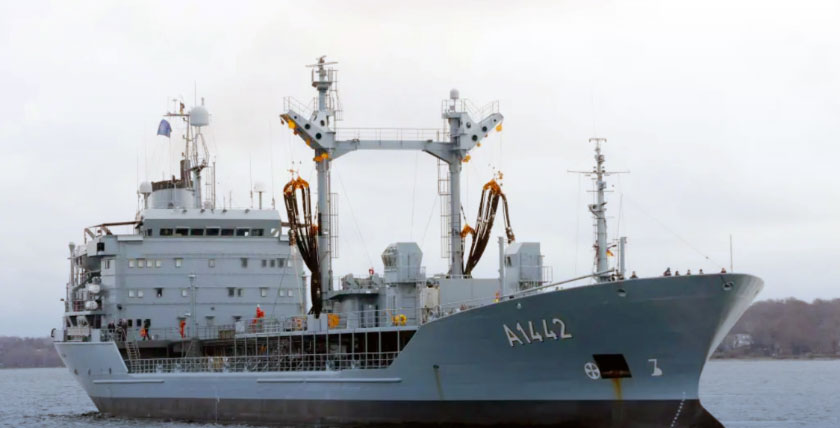 Fuel tanker "Spessart" returns from deployment before Christmas