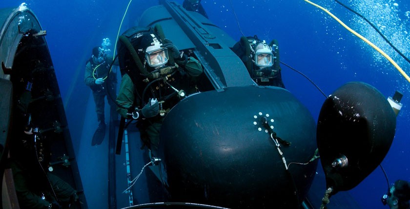 Seals in einem SDV Mk 8 Mini-U-Boot. Der neue Typ SDV Mk 11 wird ebenfalls zum Wasser offen sein. Foto: US Navy