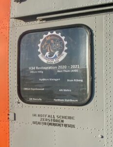 Sikorsky H 34 mit der Kennung 80+59 am Eingang zum Marinefliegerstützpunkt Nordholz. Foto: Autor