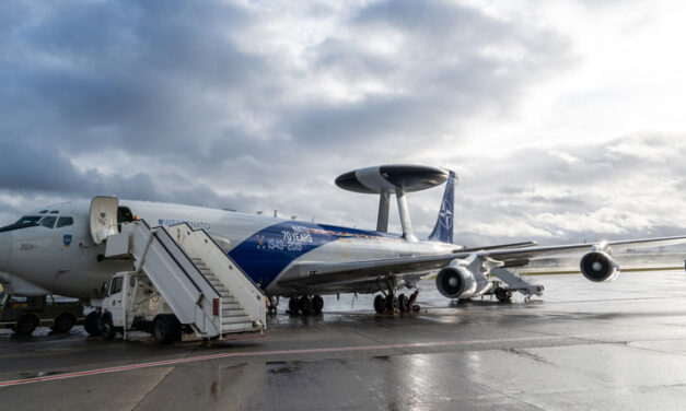Vollkreis mit einem Supertanker