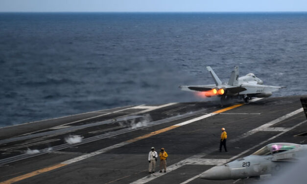 Aircraft accident on the Carl Vinson