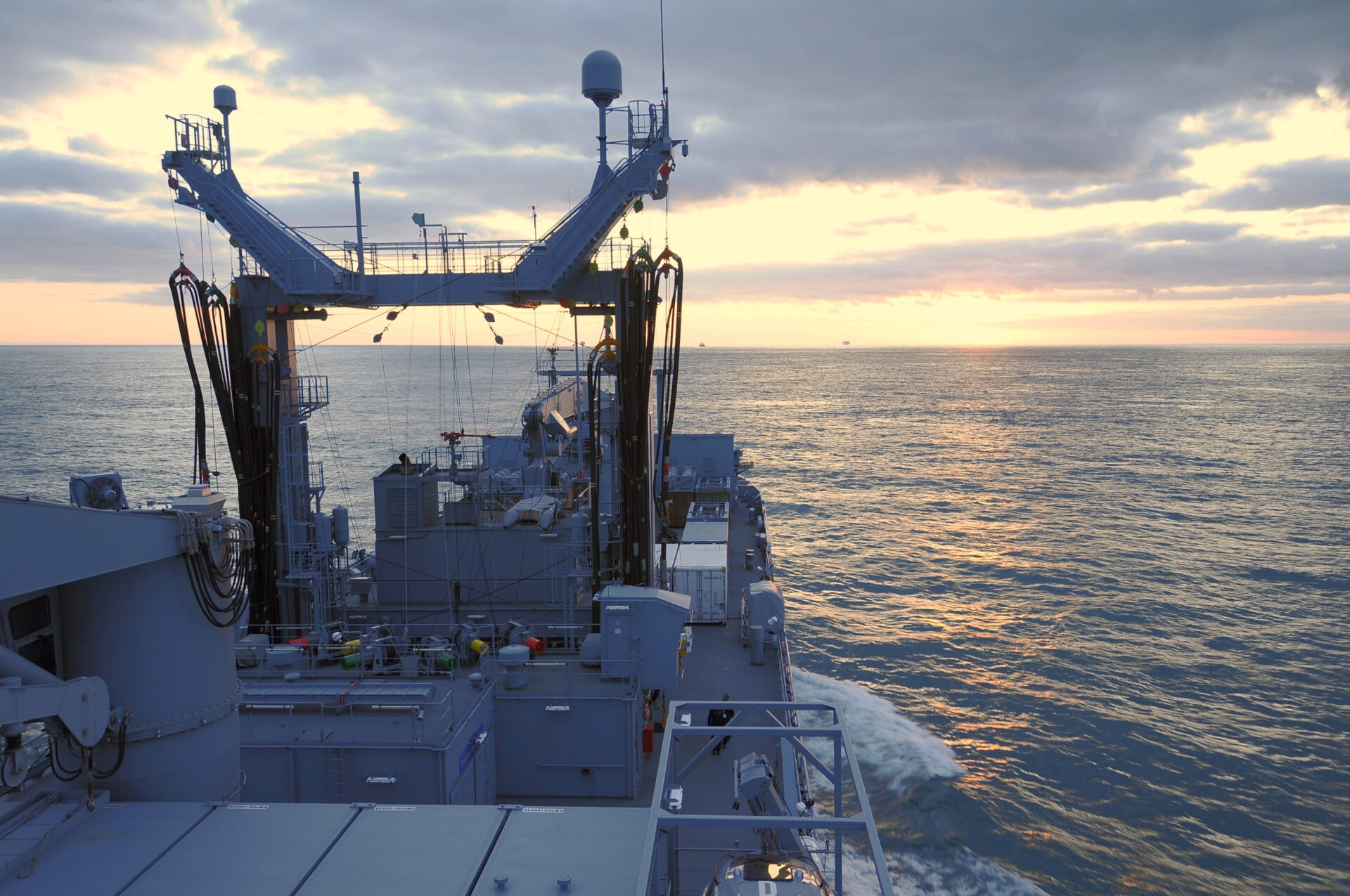 Aussicht von der Brücke des Einsatzgruppenversorgers "Berlin"