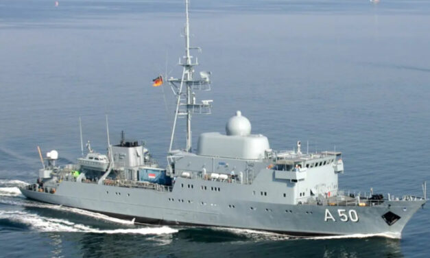 Auslaufbefehl für Flottendienstboot