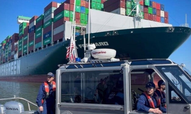 Schon wieder ein Ever Schiff auf Grund