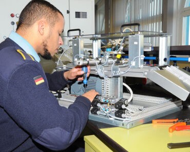 Grundlagenausbildung Elektrotechnik im Rahmen der ZAW