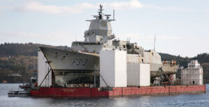 Helge Ingstad fertig zum Abtransport, Foto: Norwegische Marine