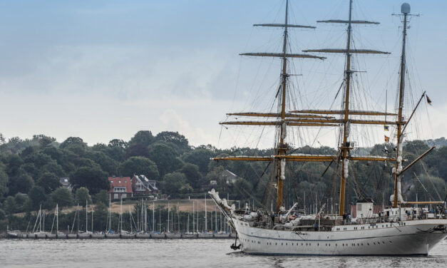 “Gorch Fock” heute unter neuem Kommandanten Richtung Osten ausgelaufen