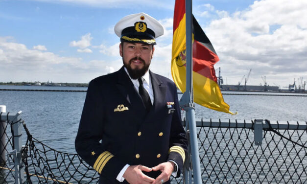 Kommandowechsel auf der Korvette „Braunschweig“