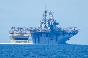 USS Kearsarge, auslaufend Großer Belt. Foto: Michael Nitz