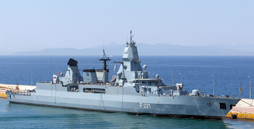 Fregatte "Hessen" schliesst sich US Trägerverband an