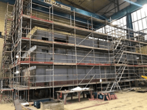 Production takes place in the hall before the iMerz is placed on board, photo: Bw