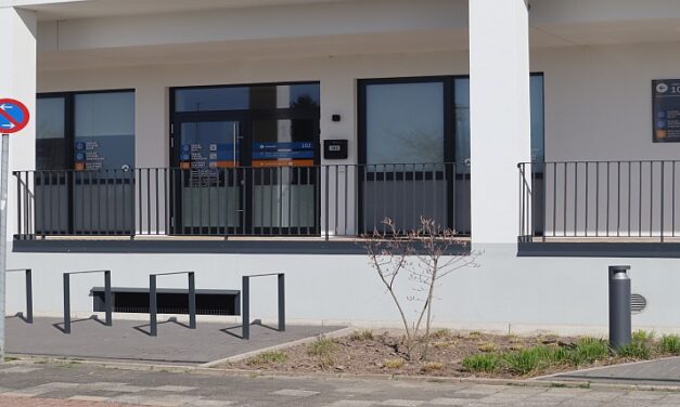 Verleihung Bestpreis der MOV an der Marineschule