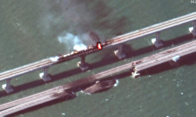 Bulgarische Spezialdienste untersuchen Lkw-Explosion auf Krim-Brücke