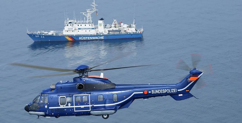 The Federal Police Sea patrol boats operate with a Super Puma, photo: Federal Police