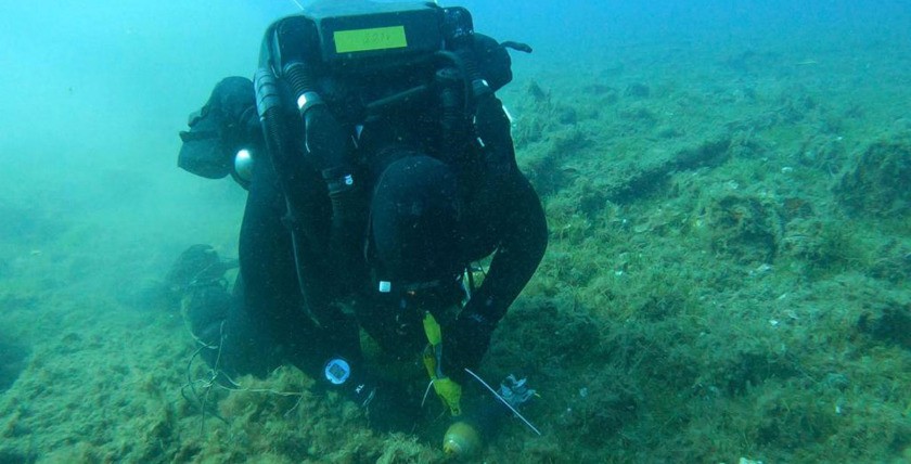 Disarming underwater munitions requires special skills, photo: Bw