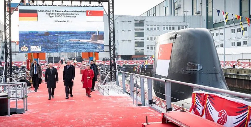 Bundeskanzler nimmt an Taufe zweier singapurischer U-Boote Typ 218SG in Kiel bei tkMS teil. Foto: Bundesregierung/Bergmann
