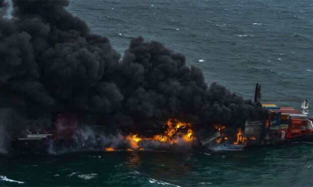 Brandabwehr auf Containerschiffen: Empfehlungen des DNV