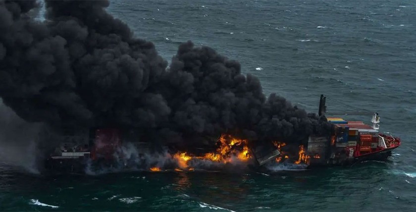 "X-Press Pearl" off Colombo, May 2021 Photo: Sri Lanka Air Force