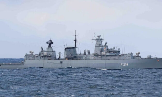 "Mecklenburg - Vorpommern" läuft zum NATO-Verband aus