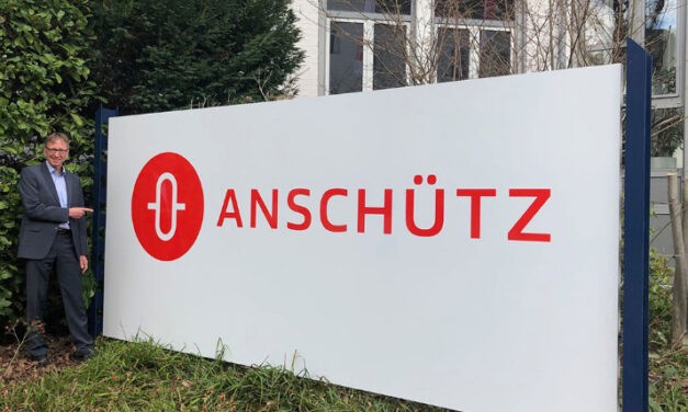 Raytheon Anschütz ist wieder Anschütz