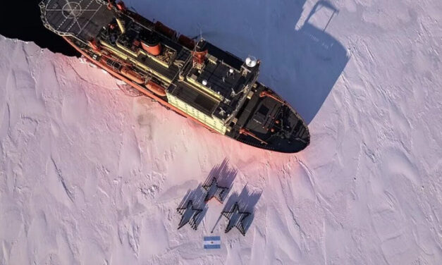 Argentinien: Fußballgrüße aus dem Eis