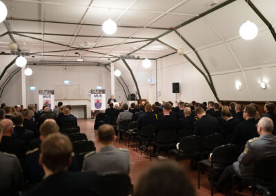 Fotos: Oberfähnrich zur See Thiruchenthooran Thirunavukkarasu.