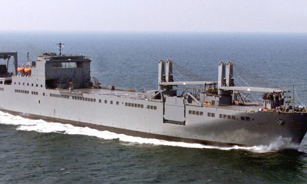 Bremerhaven: Rüstungs-Drehkreuz wie in alten Zeiten