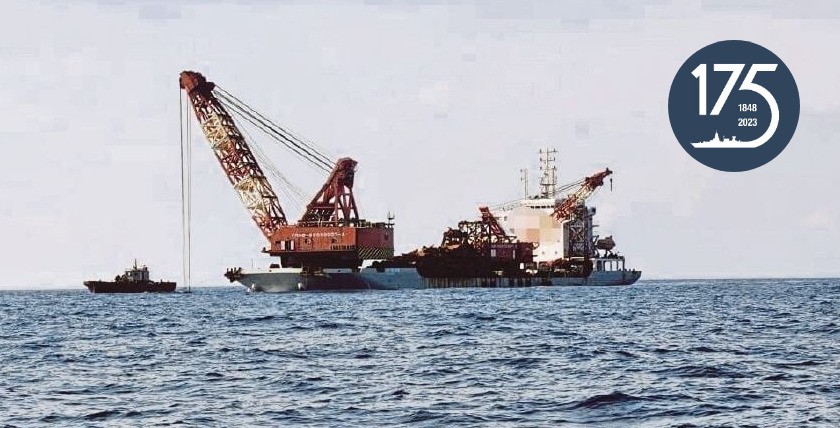 "Chuan Hong 68" beim Hochseebaggern vor Malaysia. Foto: MMEA