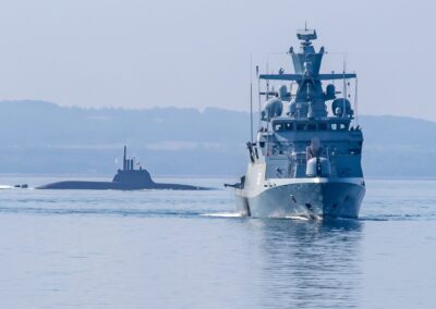 Korvette "Oldenburg" und "U33". Foto: Michael Nitz
