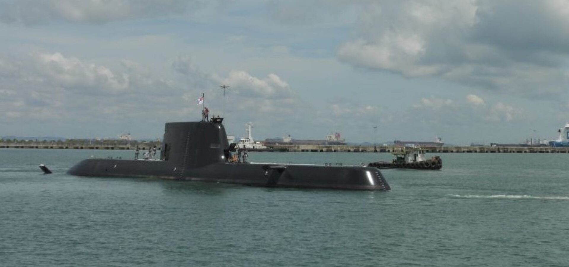 "Impeccable" arriving at RSS Singapura, the Changi Naval Base on 20 July 2023