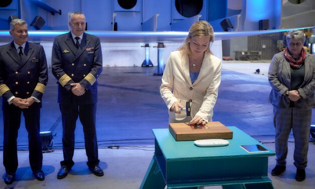 Kiellegung des ersten Marinebetriebsstoffversorgers