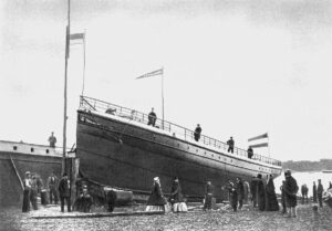 Mit dem Bau der Vorwärts begann 1865 der Schiffbau bei Howaldt, Foto: Archiv HDW