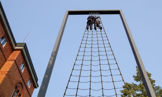 "Landtagspflege" durch Besatzung der Gorch Fock