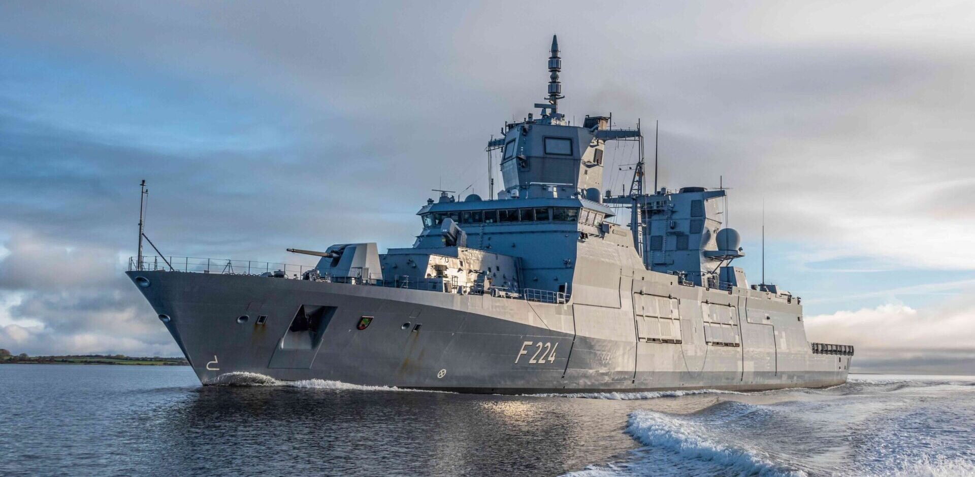 Fregatte F 224 Sachsen-Anhalt in der Flensburger Förde. Foto: Bundeswehr/Gergs