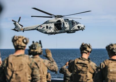 NORCO23: Niederländische MH90 im Vorbeiflug. Foto: Deutsche Marine