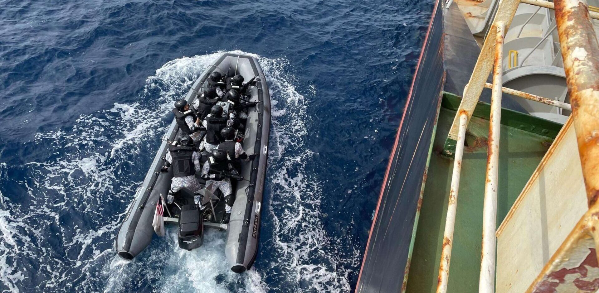 Boardingteam der Royal Malaysian Navy. Foto: U. S. Coast Guard