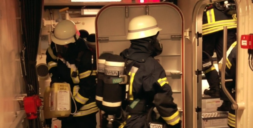 Brandabwehrtrupp auf dem Weg zum Einsatzort, Foto: BW