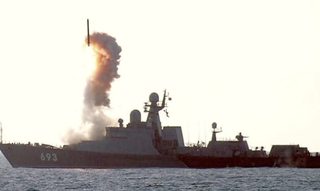 Aserbaidschan: Russische Marine zu Besuch in Baku